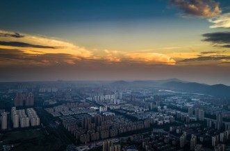iStock-900622722 iStock-900622722